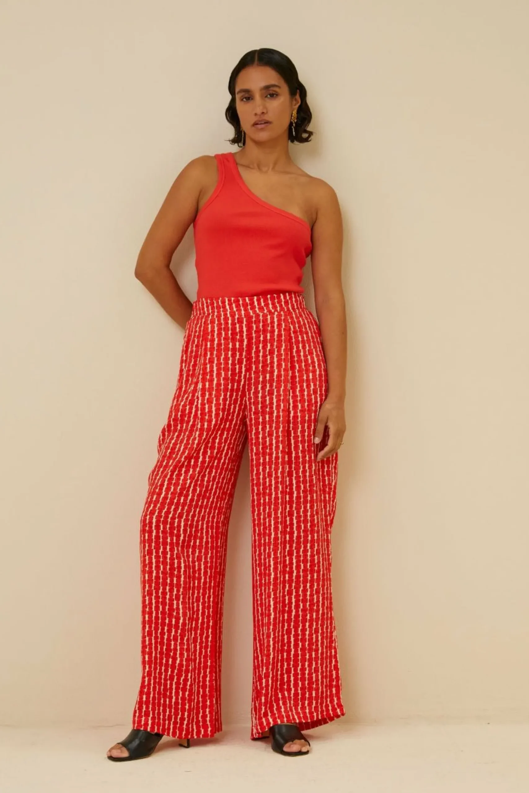 By bar Tops & Shirts<Charly One Shoulder Top
