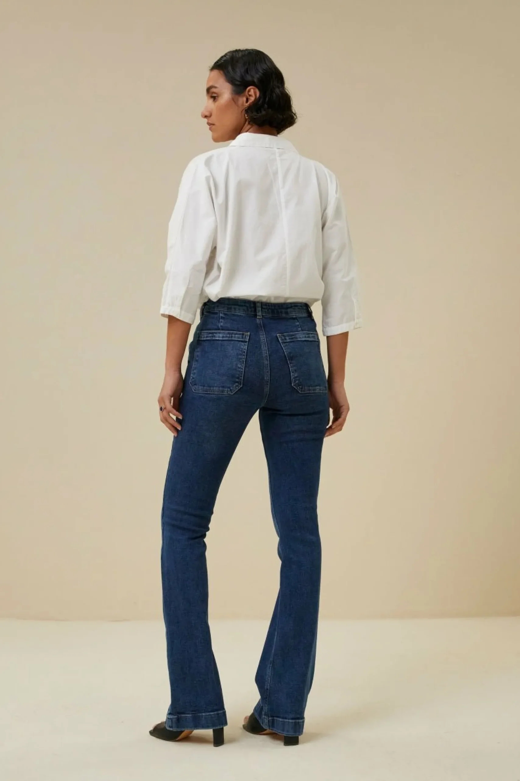 By bar Broeken<Leila Pant T