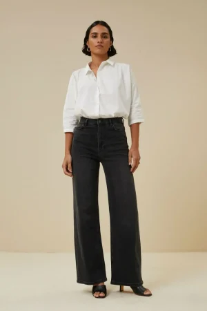 By bar Broeken<Lina Pant