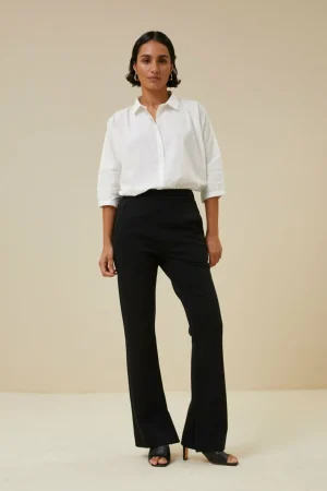 By bar Broeken<Lowie Pant