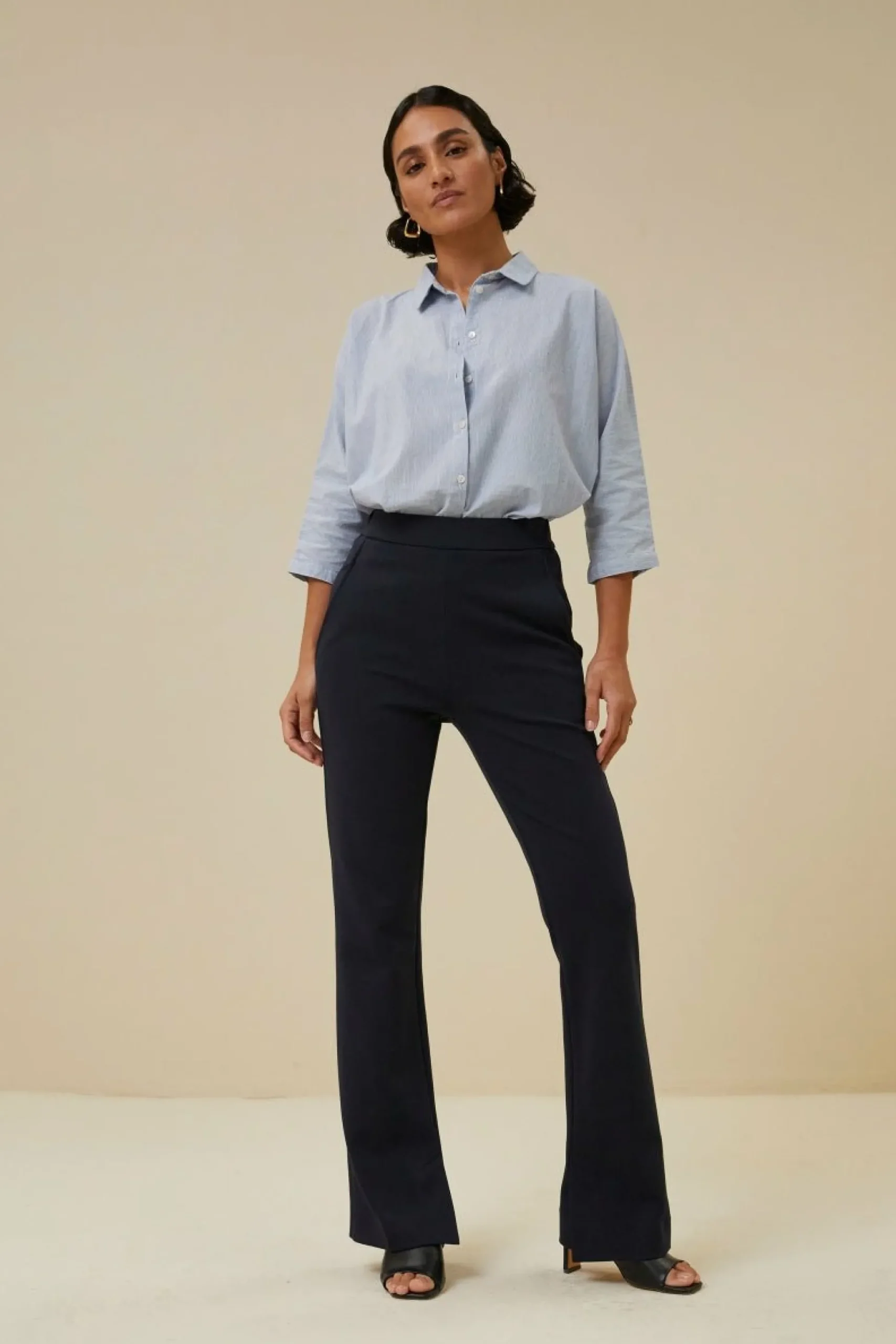 By bar Broeken<Lowie Pant